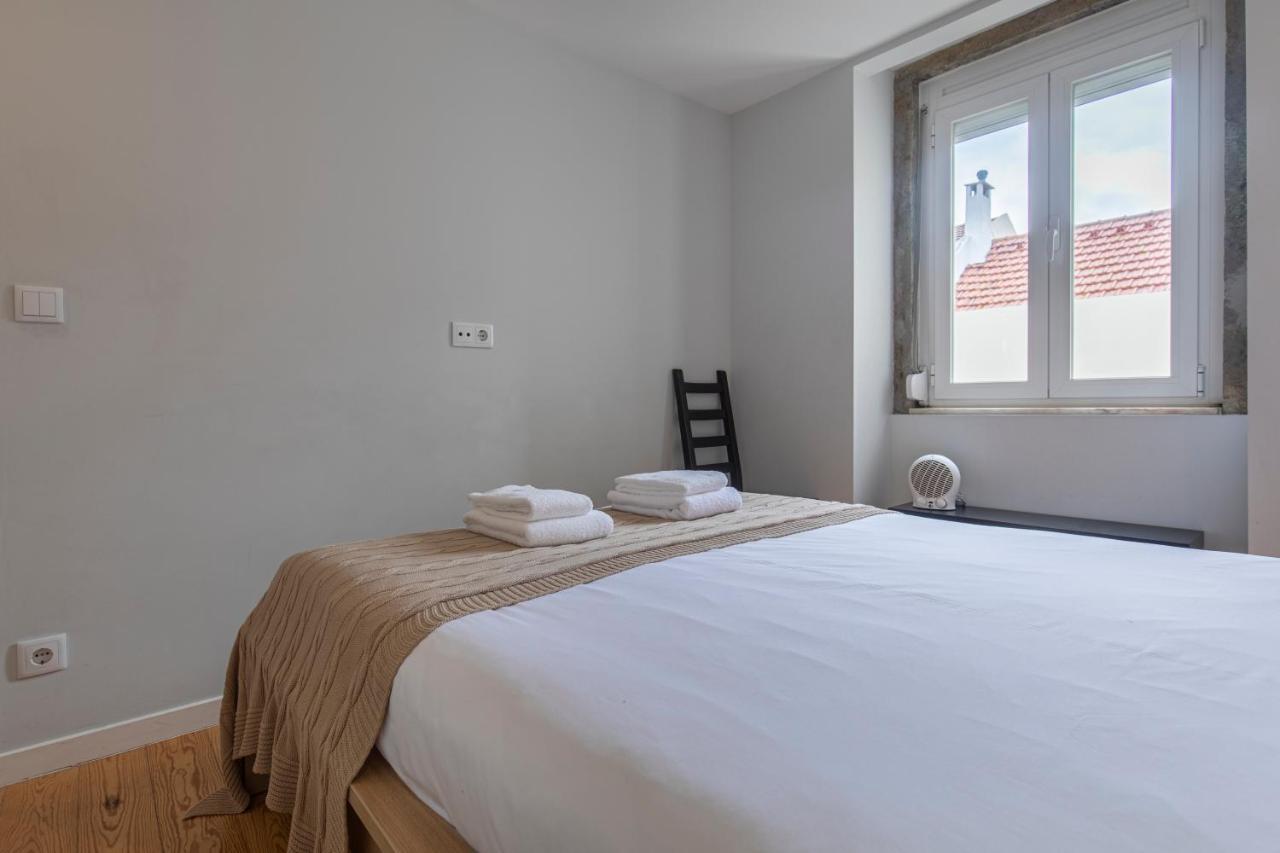 Graceful 2Bdr Duplex Apartment By Lovelystay 리스본 외부 사진