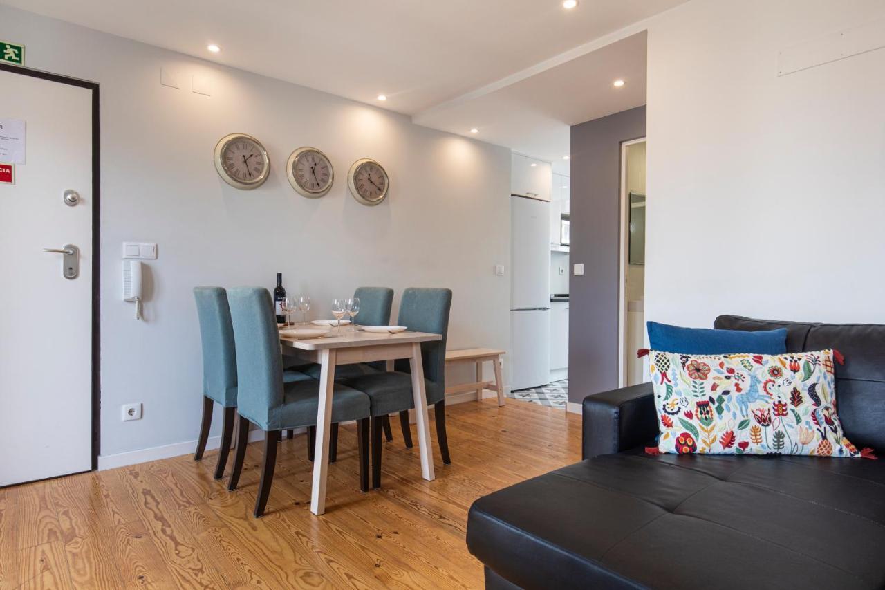 Graceful 2Bdr Duplex Apartment By Lovelystay 리스본 외부 사진