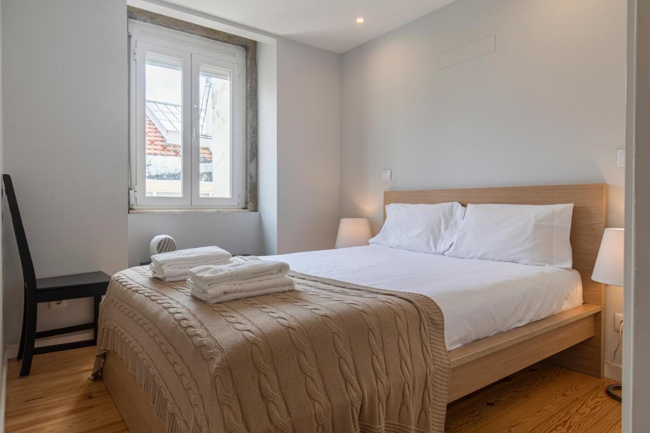 Graceful 2Bdr Duplex Apartment By Lovelystay 리스본 외부 사진